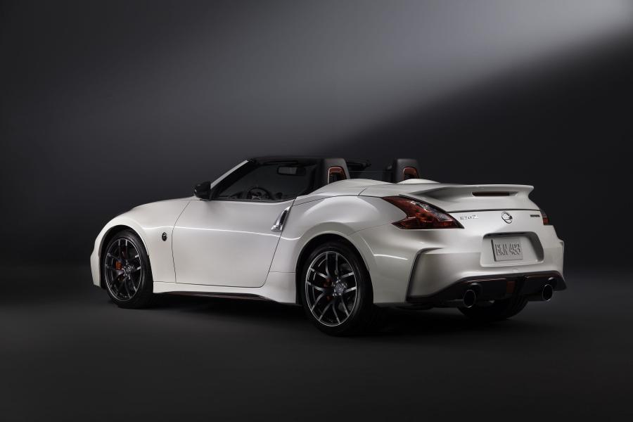  Nissan 370Z Nismo Roadster Concept (Z34) 2015 года  (фото 13 из 21)